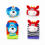 Set aus Plüschsocken und Armbändern für Babys mit Tierfiguren