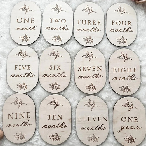 Baby Milestone Marker Set - Wooden Engraved Photo Prop Discs