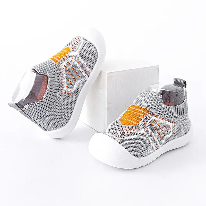 Baby's Non-Slip Sock Shoes - Pull-On