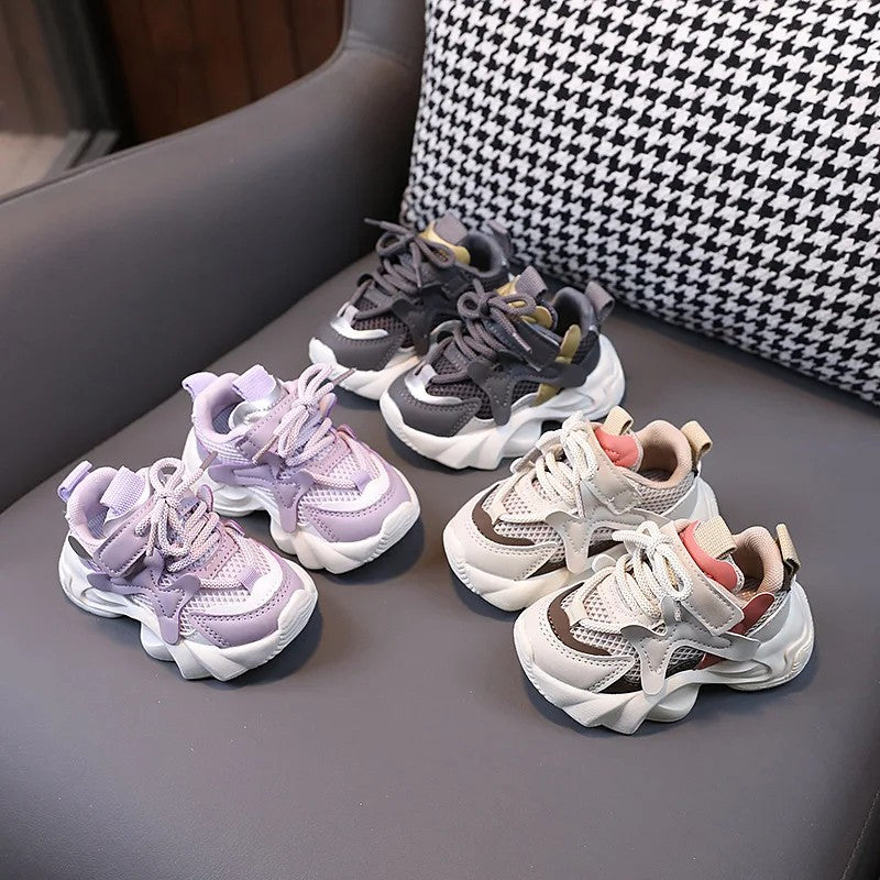 Children's Chunky Sole Sneakers - Unisex -Up with Hook-and-Loop Strap