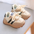 Children's Low-Top Sneakers with Contrast Stripes