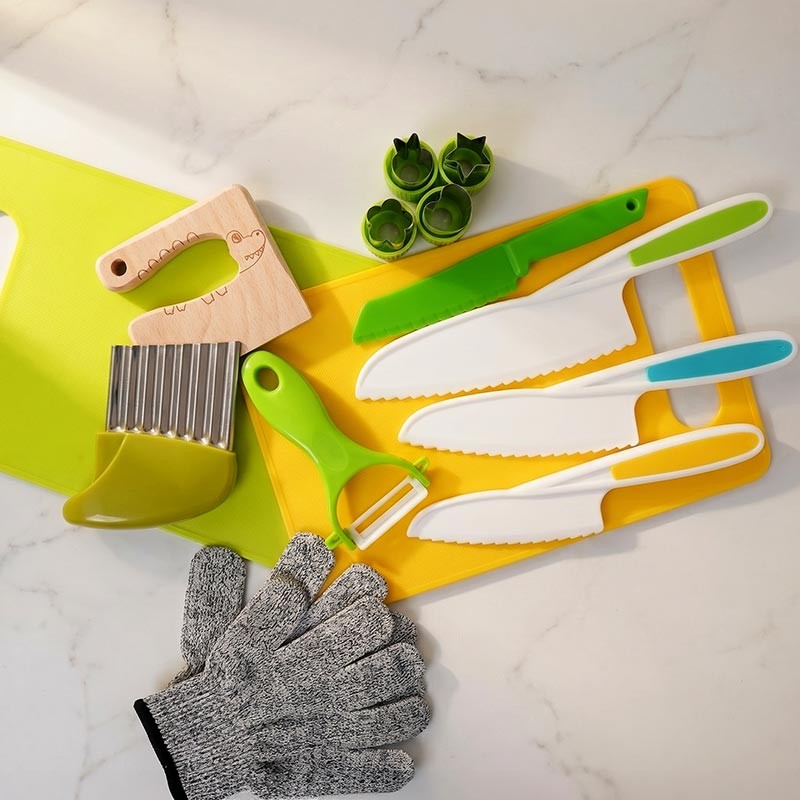 Children's Montessori cooking tool set - multiple color variants