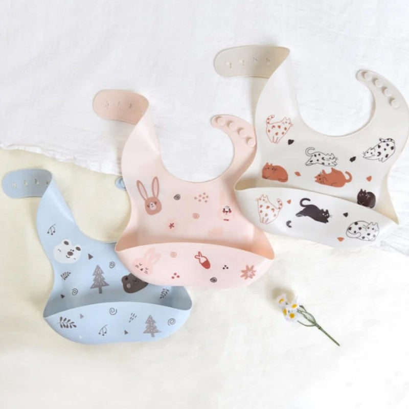 Kids Plate - Adjustable Neck Closure with Cartoon Animal Prints