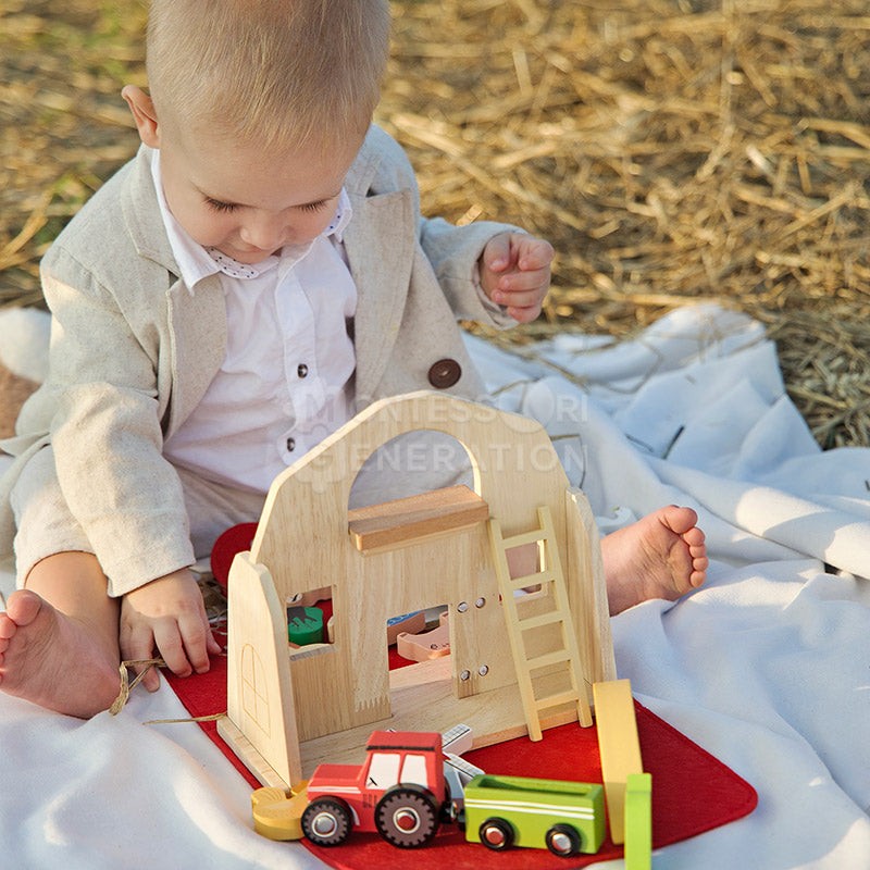 Montessori Wooden Toy Farm Playset with Transformable Carry Bag