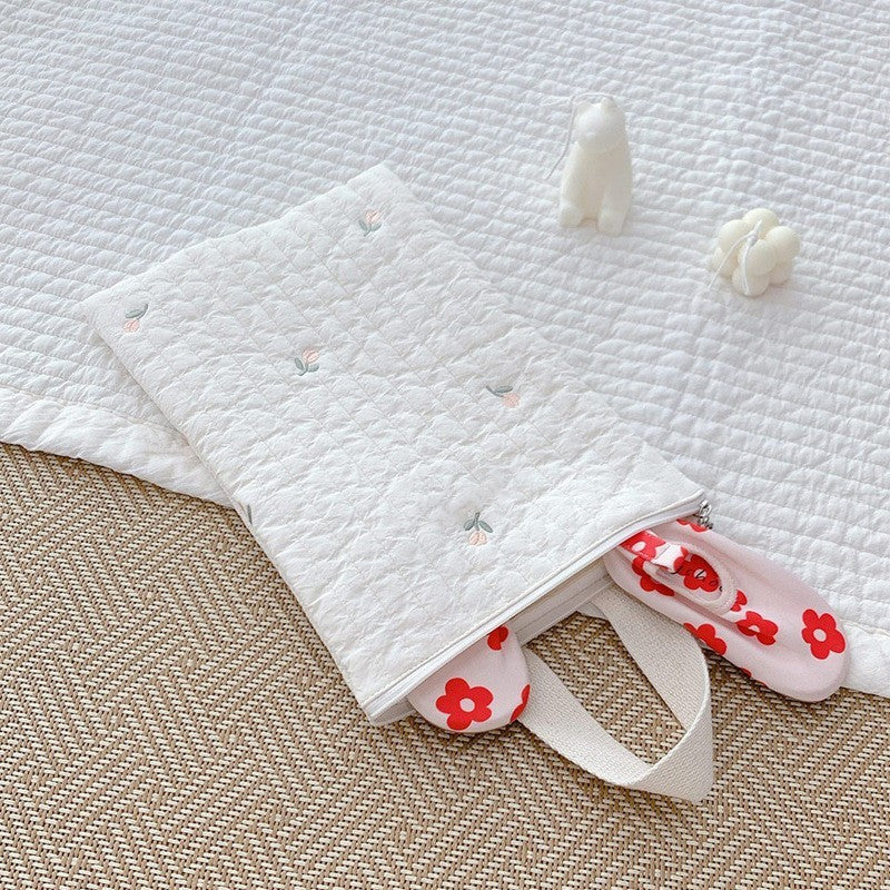 Quilted Zipper Tote Bag - One-Ear Strap