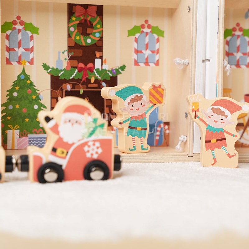 Wooden Christmas-Themed Foldable Dollhouse with Figurines